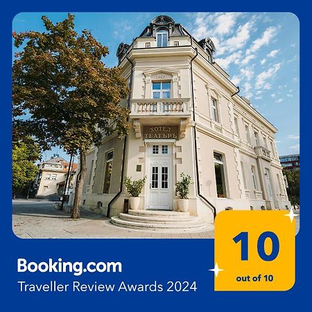 Хотел Театъръ Hotel Plevna Kültér fotó