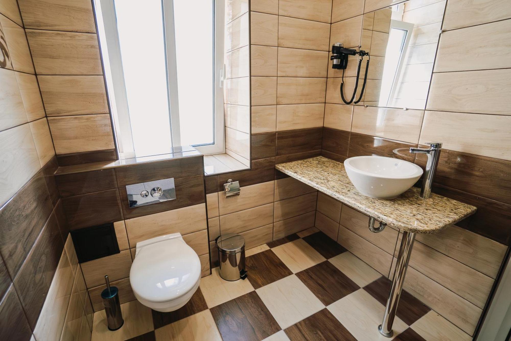Хотел Театъръ Hotel Plevna Kültér fotó